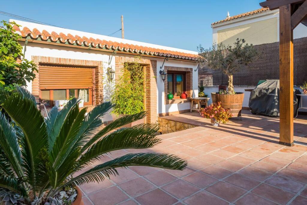Estudio Maria De Waard Nerja Exterior photo